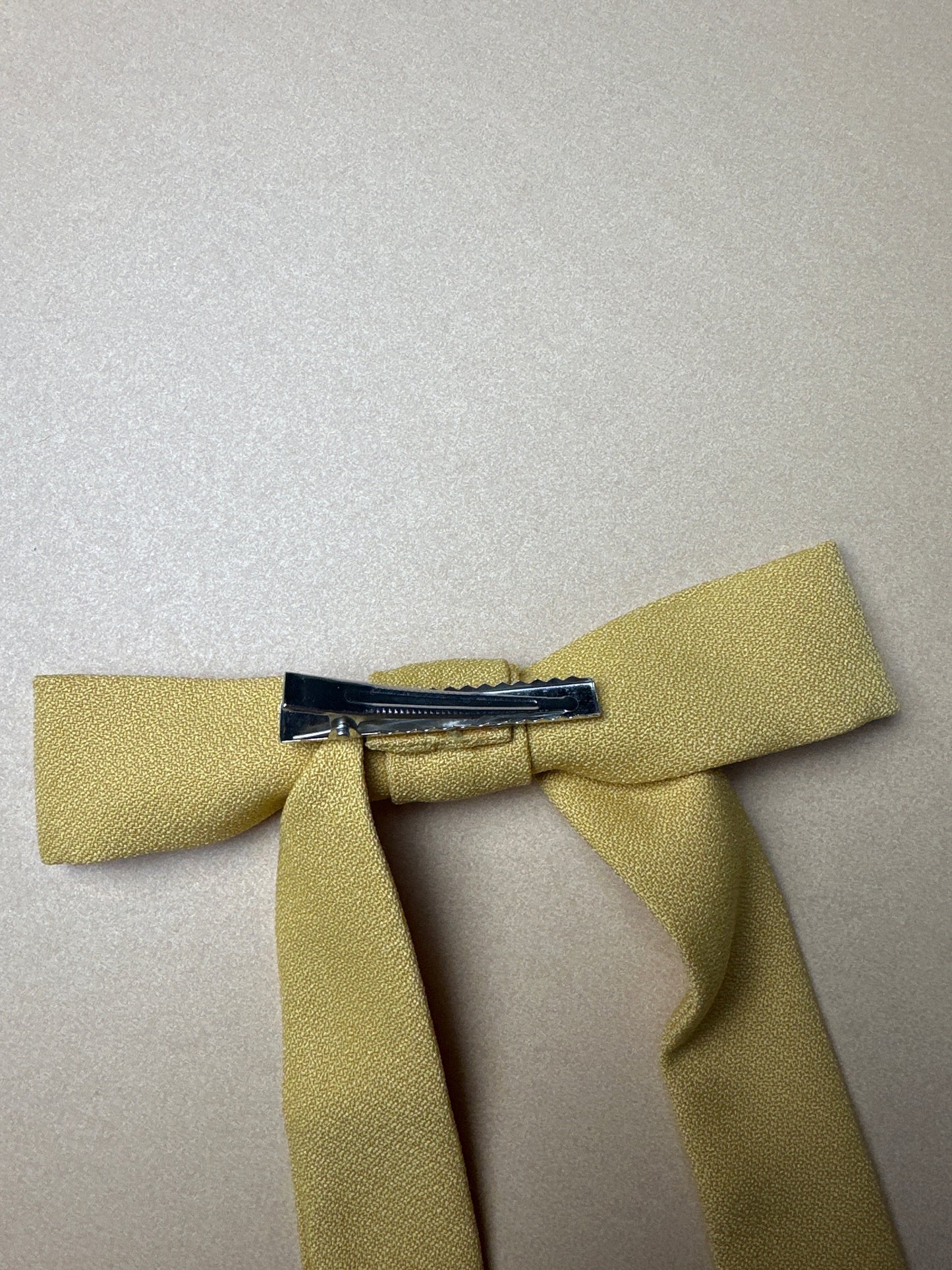 Mustard Bow Clip