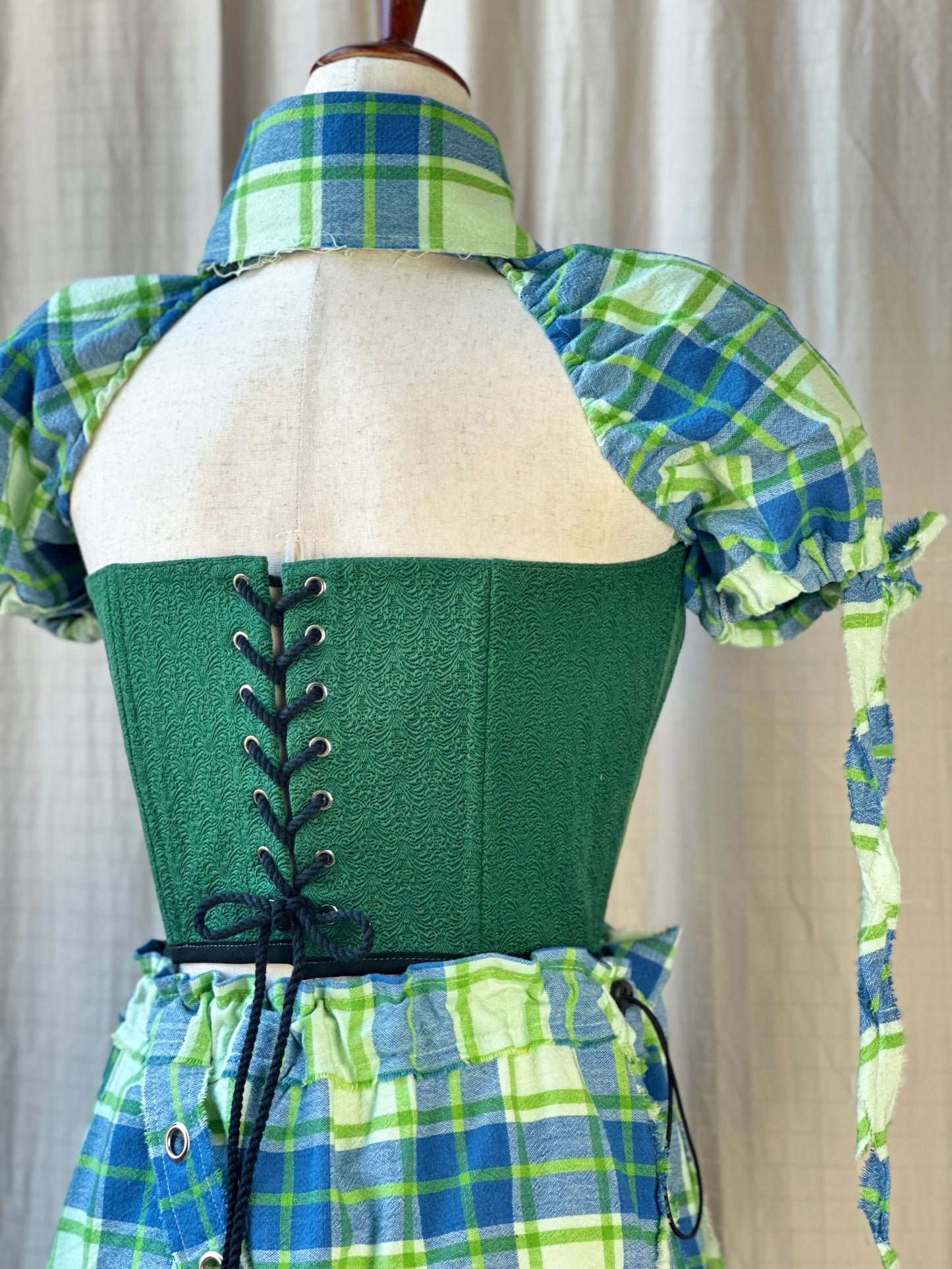Green/Blue Plaid Collared Sleeves