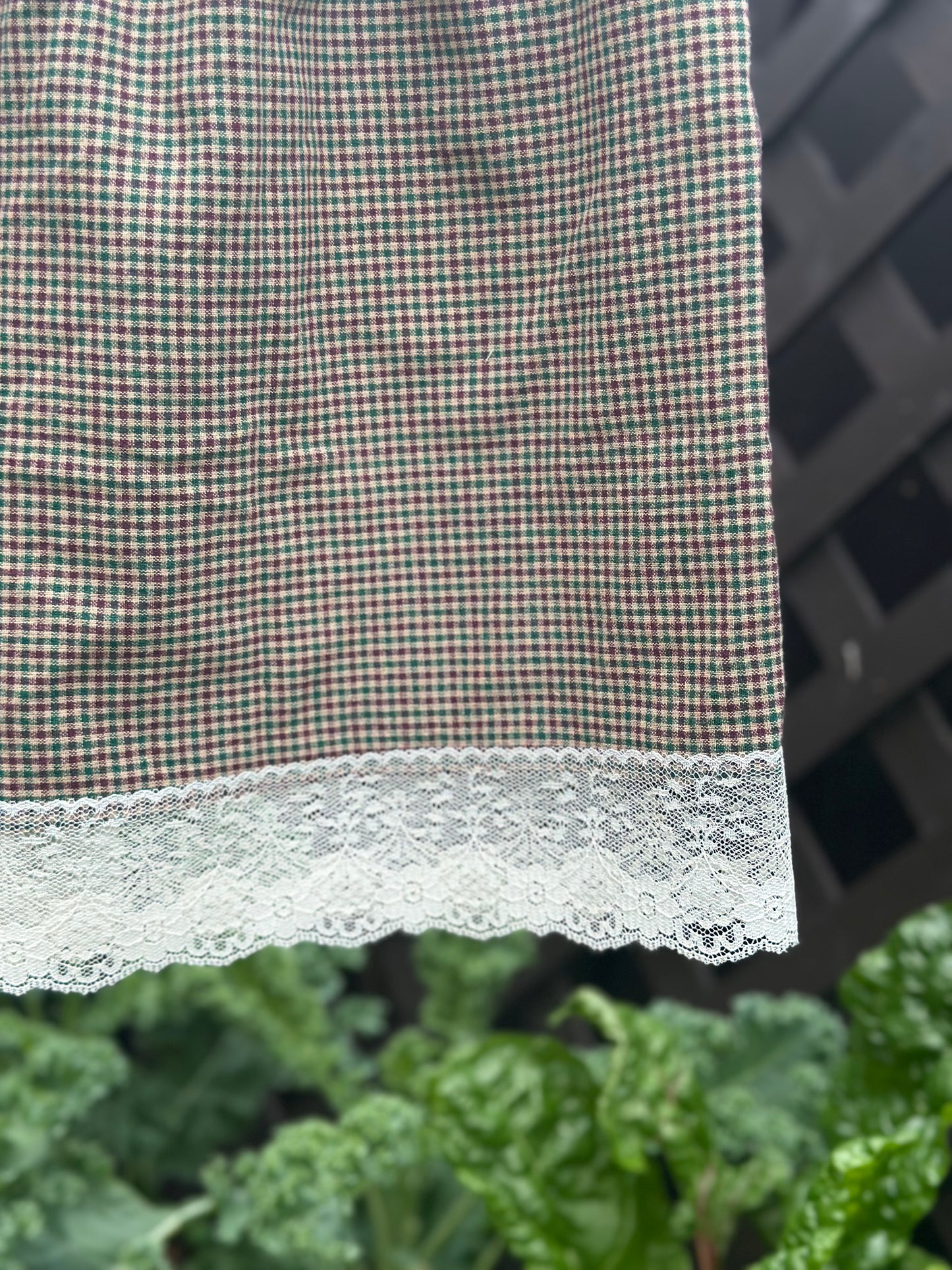 Green/Purple Plaid Lace Shorts (M)