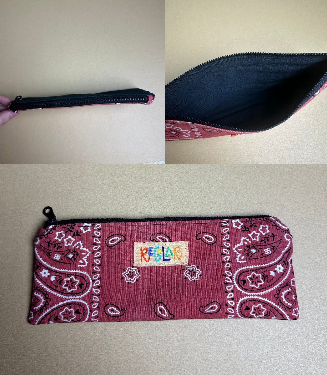 Paisley/Black Small Zipper Pouch