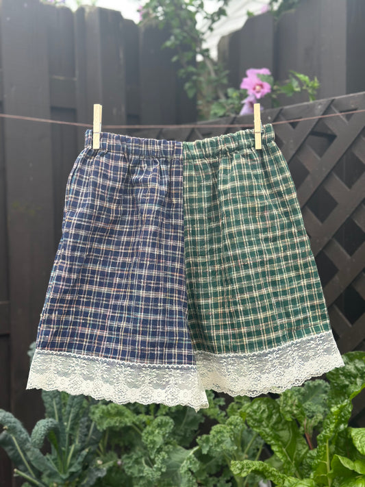 Green/Navy Plaid Lace Shorts (S)