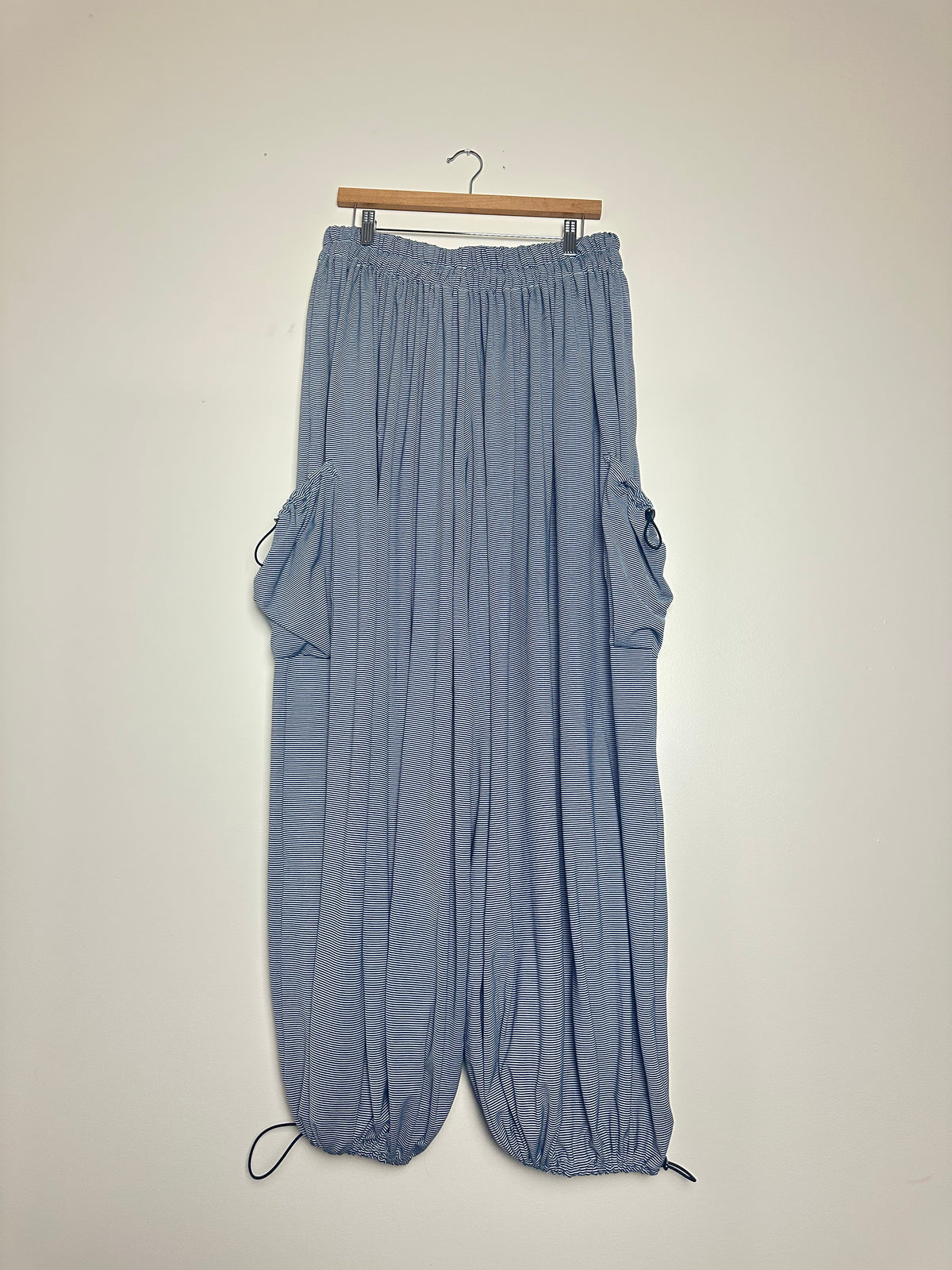 Parachute Cargo Pants (M-XL)