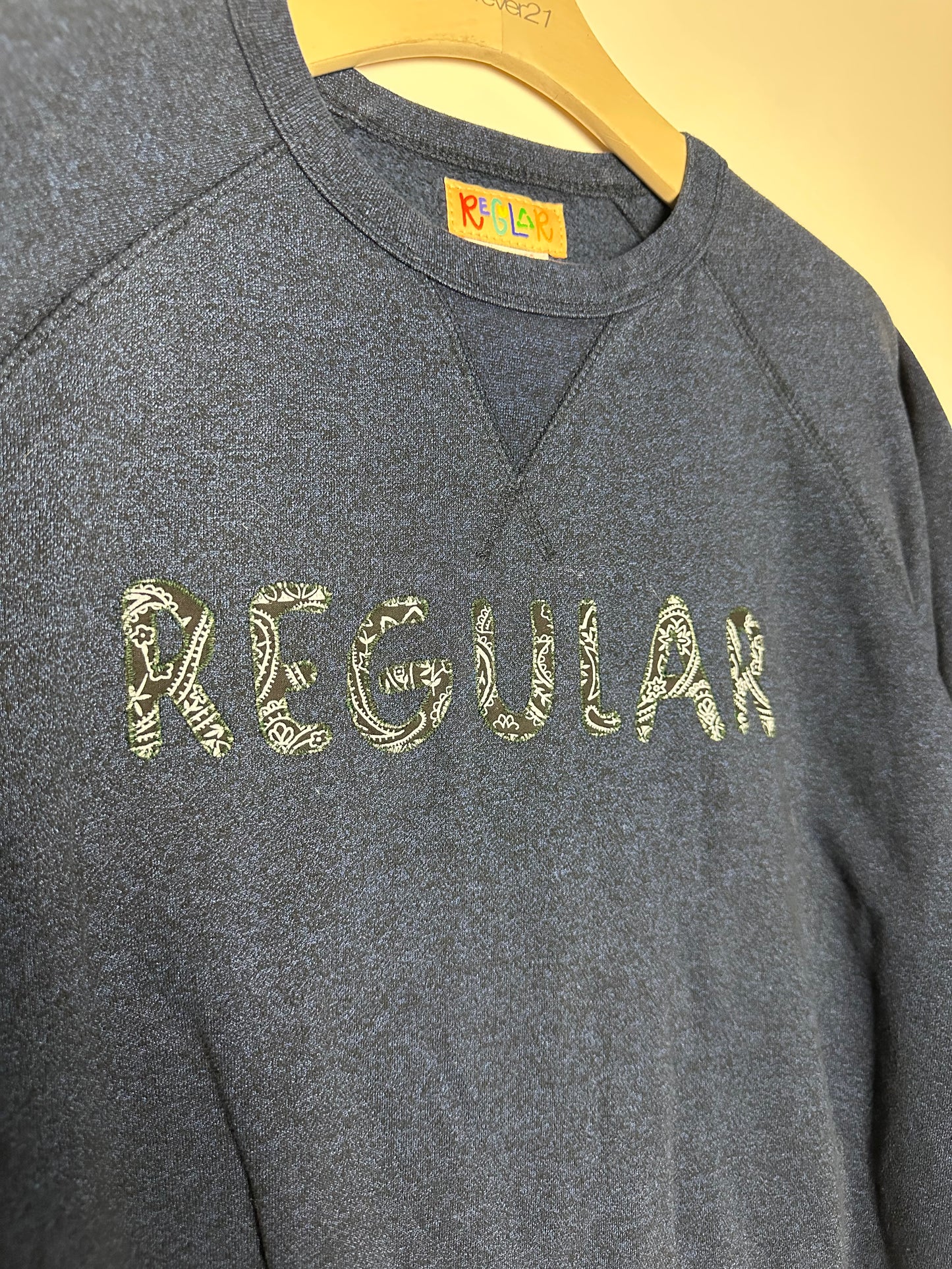 Regular Crewneck (M)