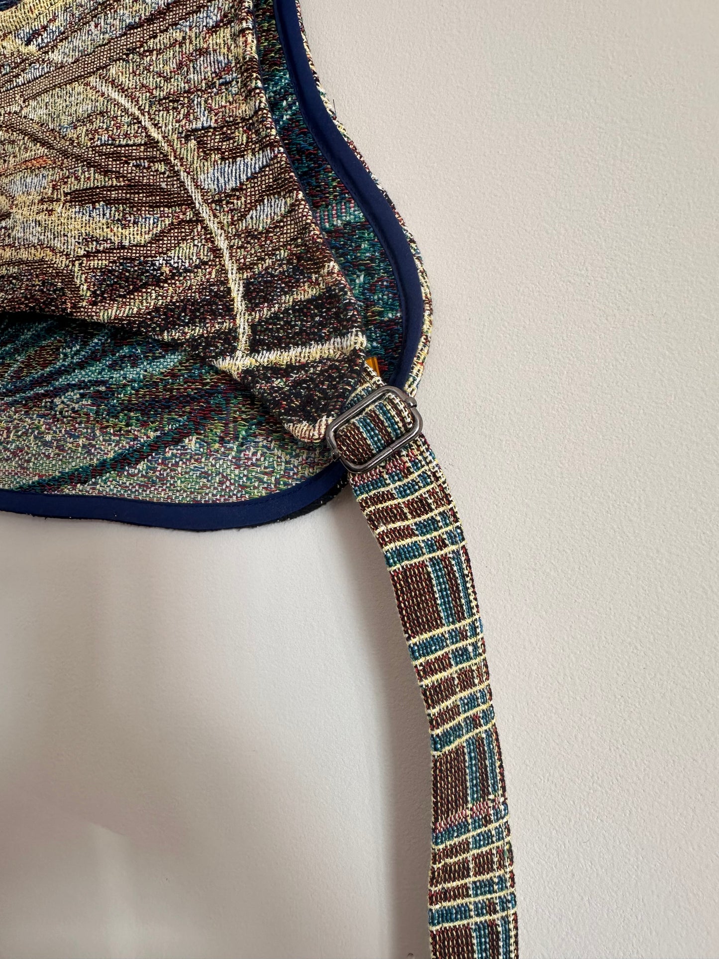 Cropped Buckle Vest (M)