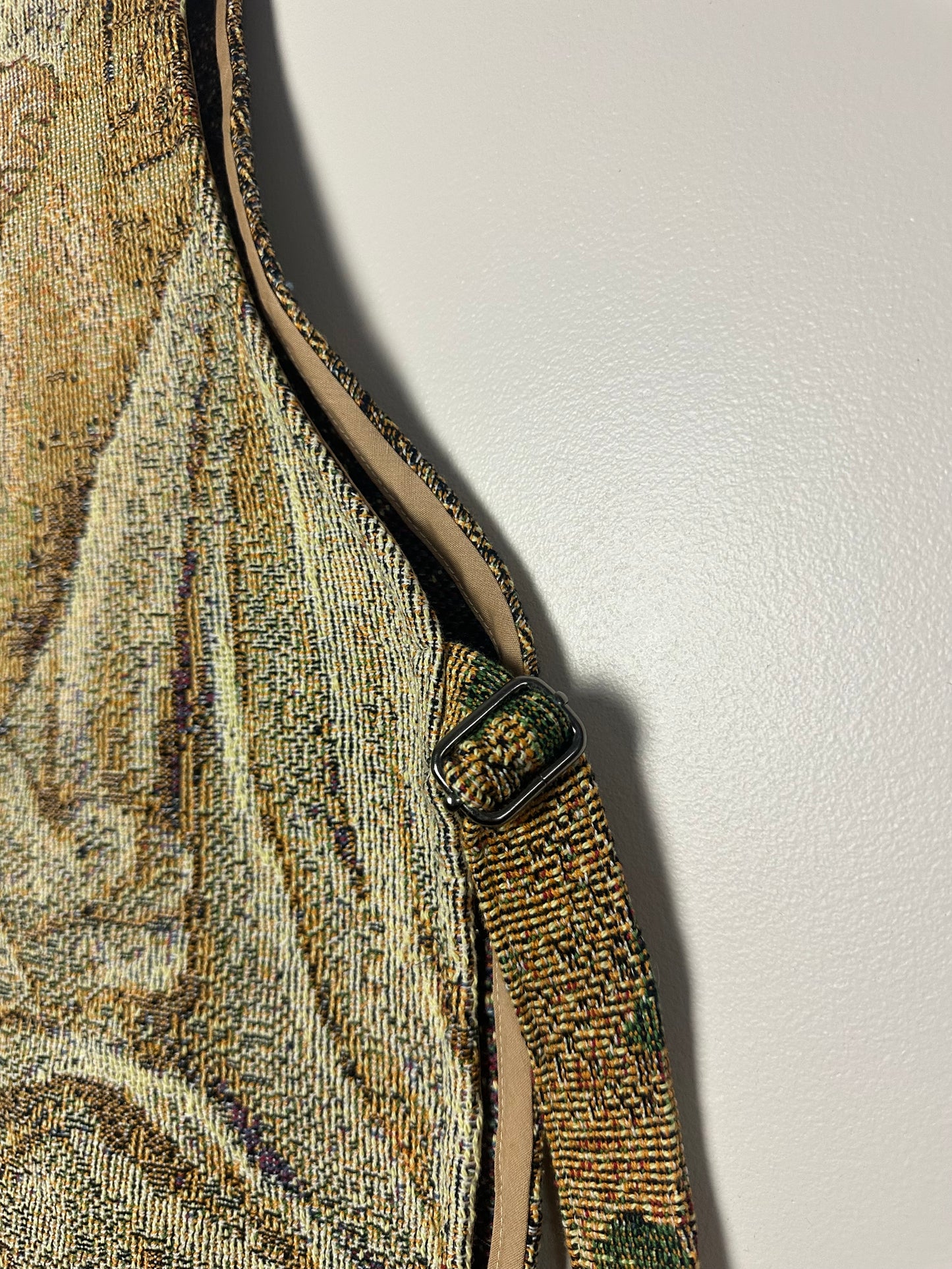 Woven Buckle Vest (L)