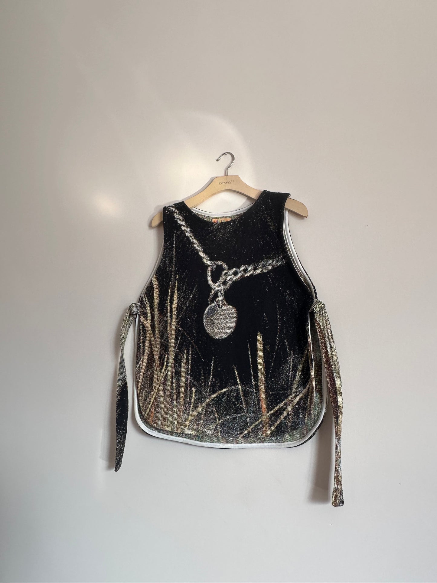 Woven Buckle Vest (L)