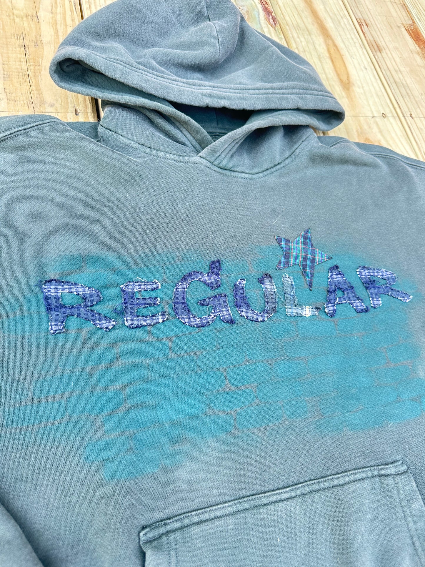 Regular Hoodie (L)