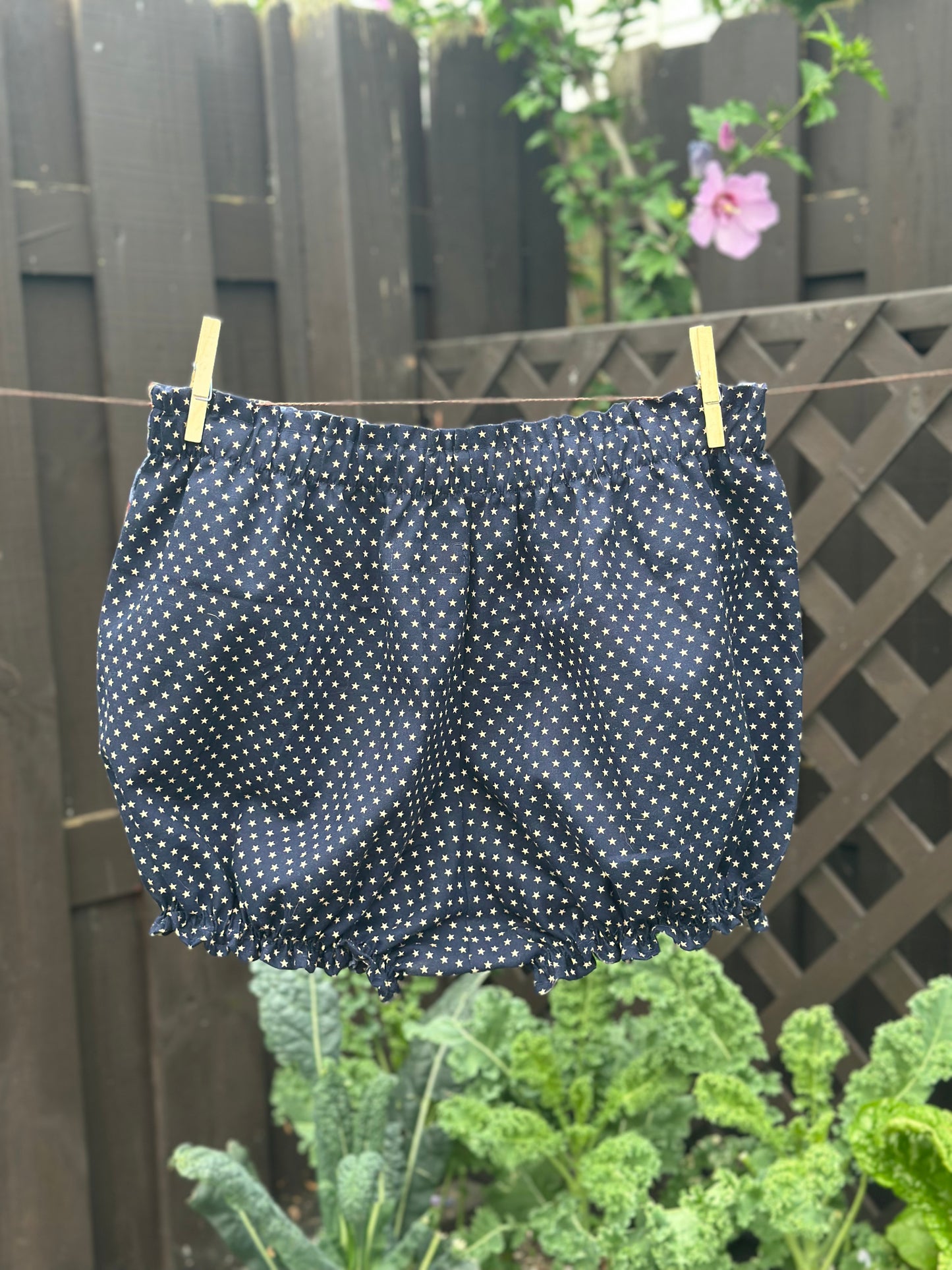 Navy Floral/Star Bloomers (L)