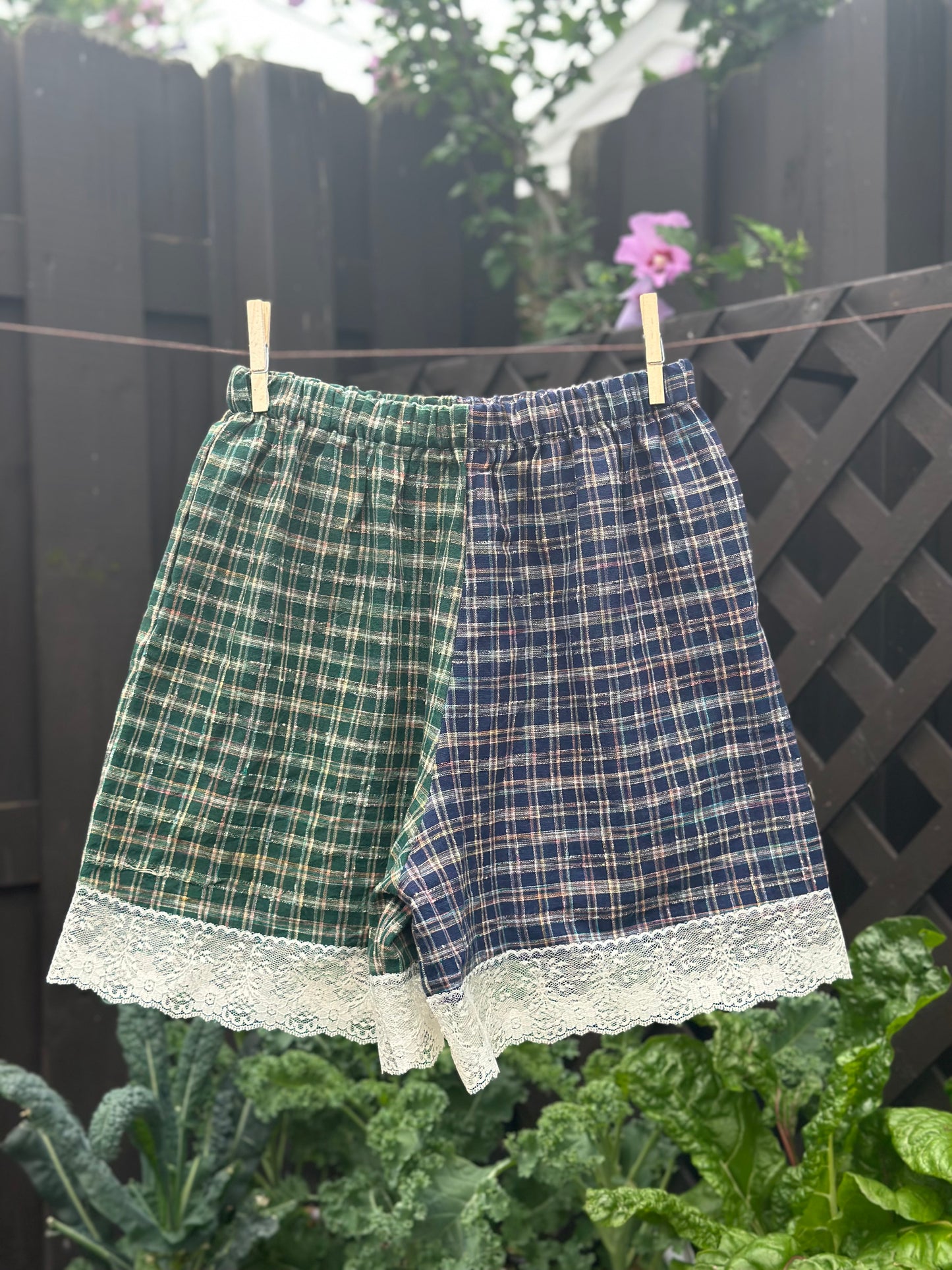 Green/Navy Plaid Lace Shorts (S)