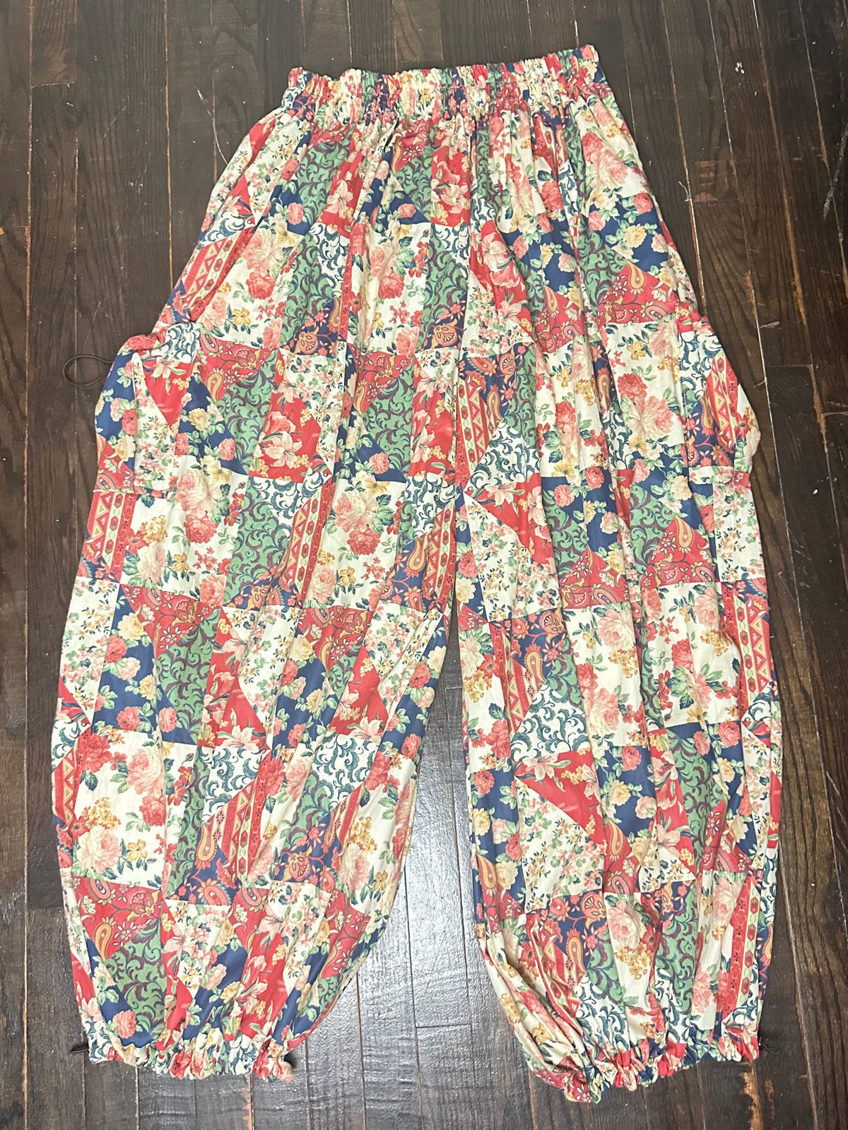 Parachute Cargo Pants (M-XL)