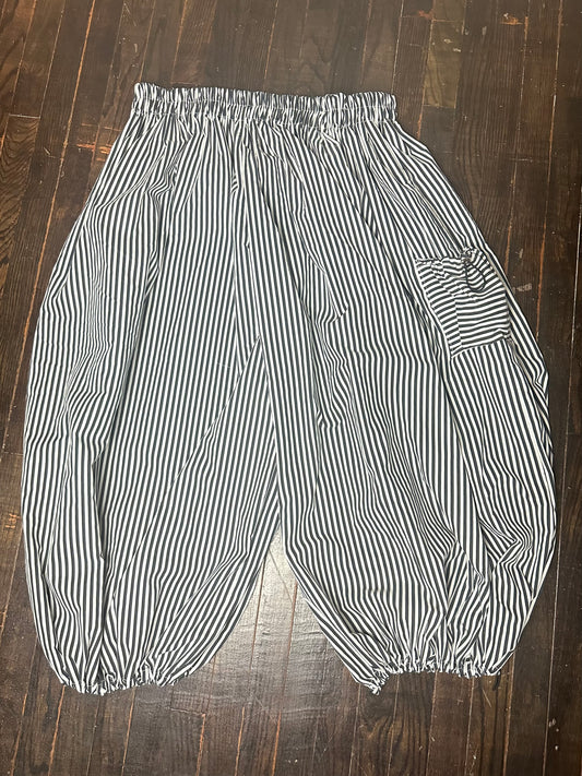 Parachute Cargo Pants (XL-3XL)