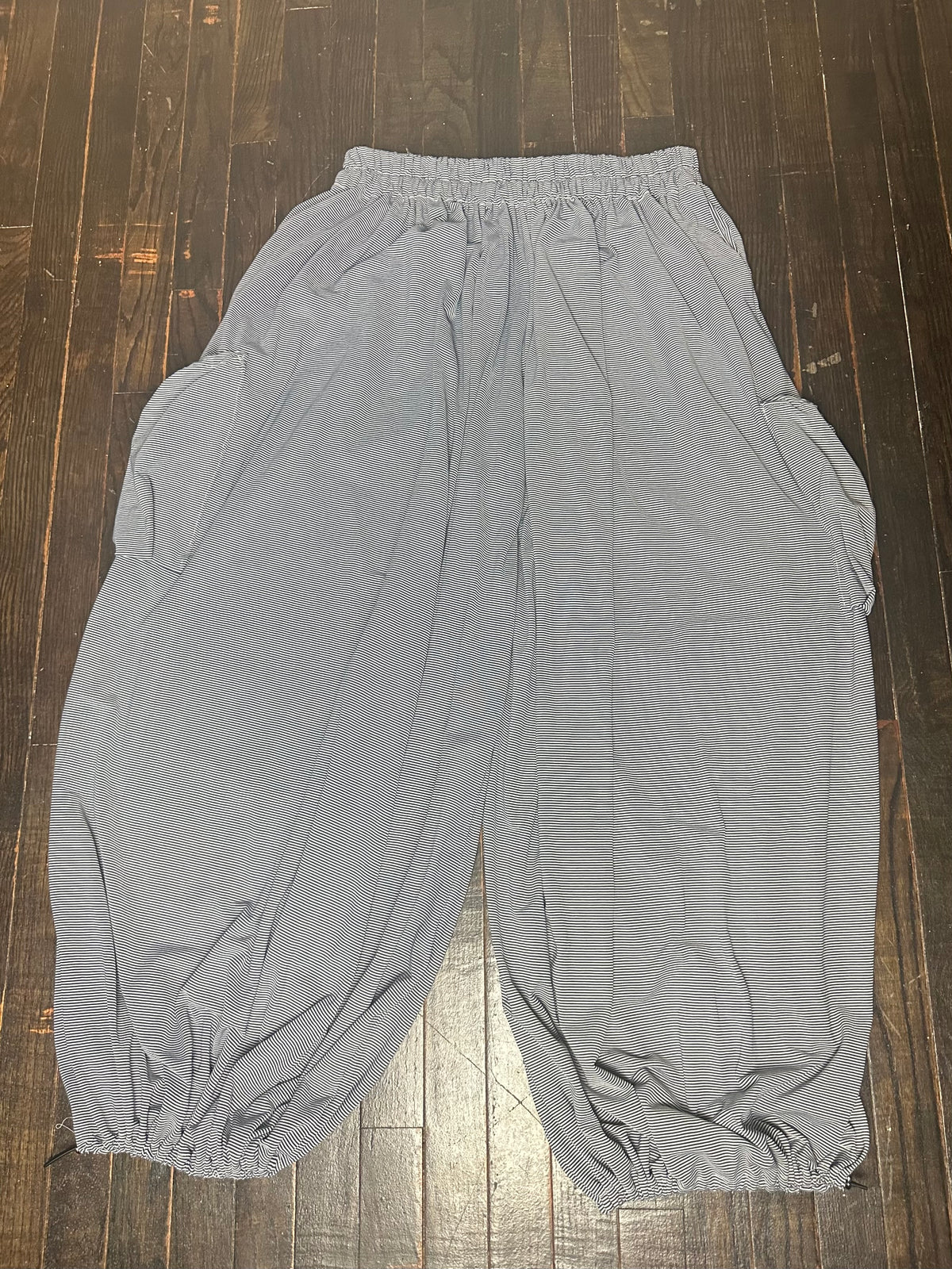 Parachute Cargo Pants (M-XL)